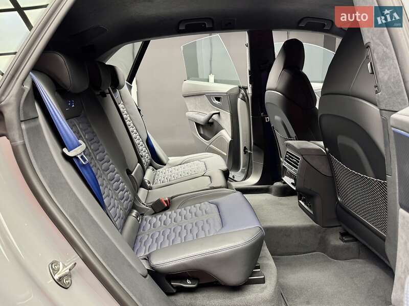 Внедорожник / Кроссовер Audi RS Q8 2025 в Киеве
