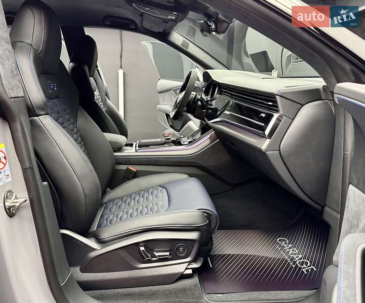Внедорожник / Кроссовер Audi RS Q8 2025 в Киеве