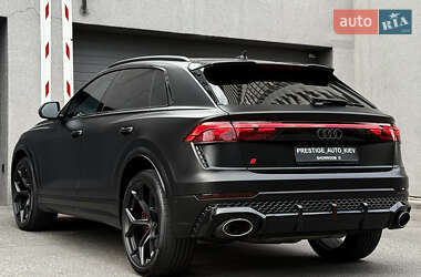 Внедорожник / Кроссовер Audi RS Q8 2024 в 