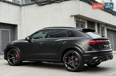 Внедорожник / Кроссовер Audi RS Q8 2024 в 