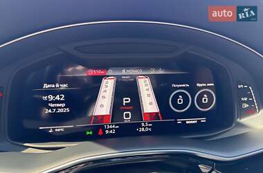 Внедорожник / Кроссовер Audi RS Q8 2025 в 