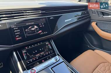 Внедорожник / Кроссовер Audi RS Q8 2025 в 