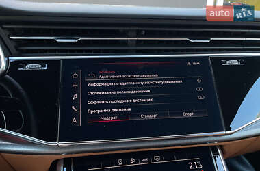 Внедорожник / Кроссовер Audi RS Q8 2020 в 