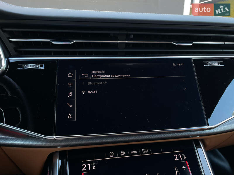 Внедорожник / Кроссовер Audi RS Q8 2020 в Киеве