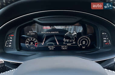 Внедорожник / Кроссовер Audi RS Q8 2020 в 