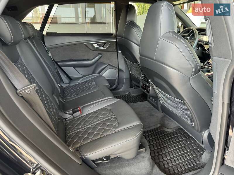 Внедорожник / Кроссовер Audi RS Q8 2021 в Львове