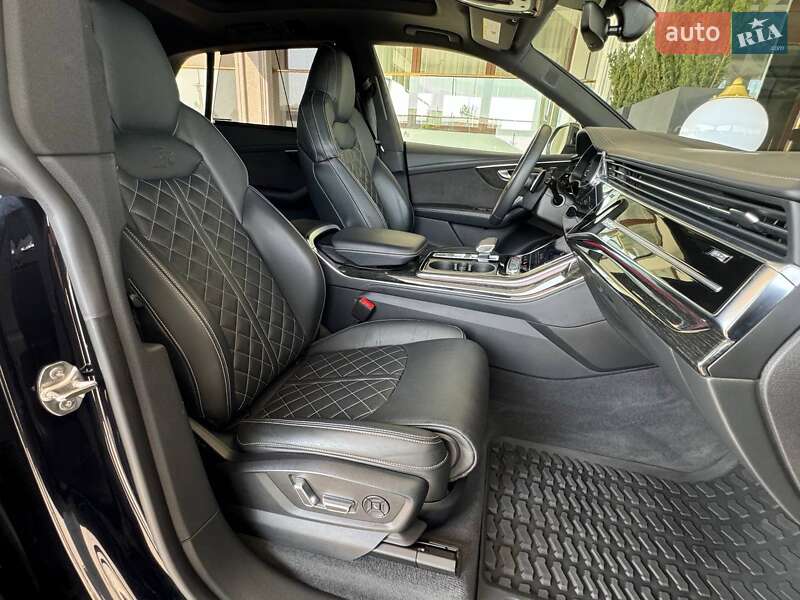 Внедорожник / Кроссовер Audi RS Q8 2021 в Львове