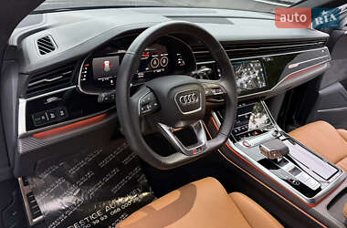 Внедорожник / Кроссовер Audi RS Q8 2020 в 