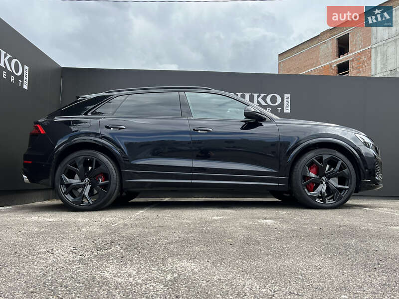 Внедорожник / Кроссовер Audi RS Q8 2021 в Львове