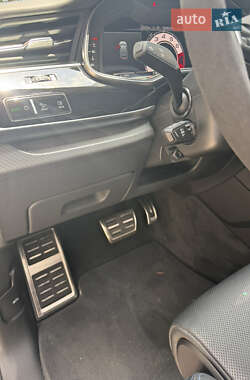 Внедорожник / Кроссовер Audi RS Q8 2025 в 