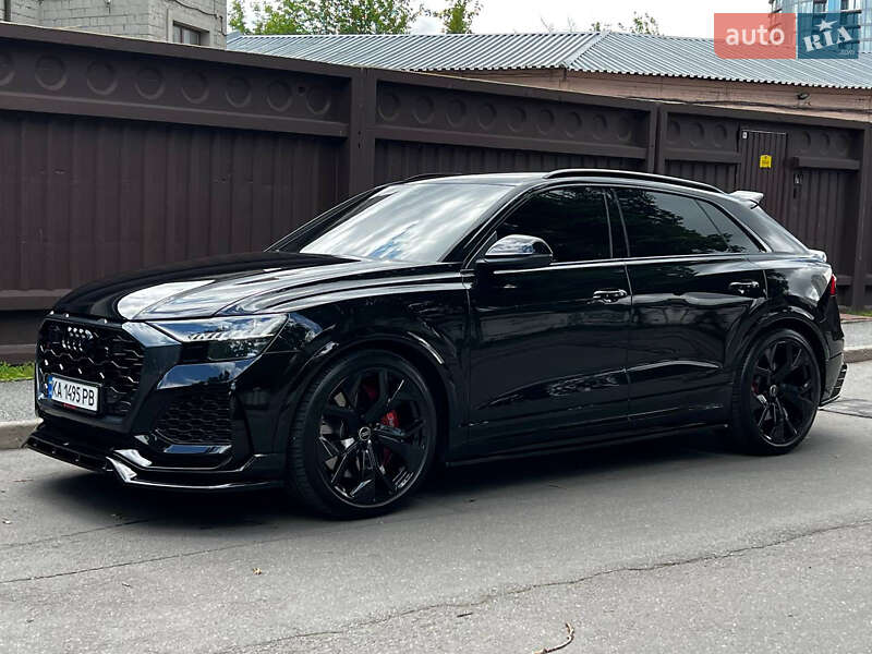 Внедорожник / Кроссовер Audi RS Q8 2023 в Киеве