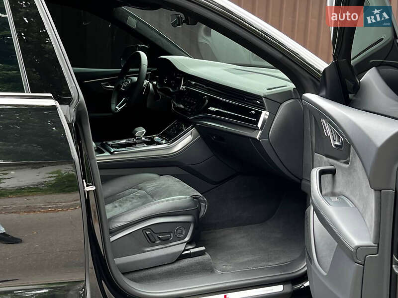 Внедорожник / Кроссовер Audi RS Q8 2023 в Киеве