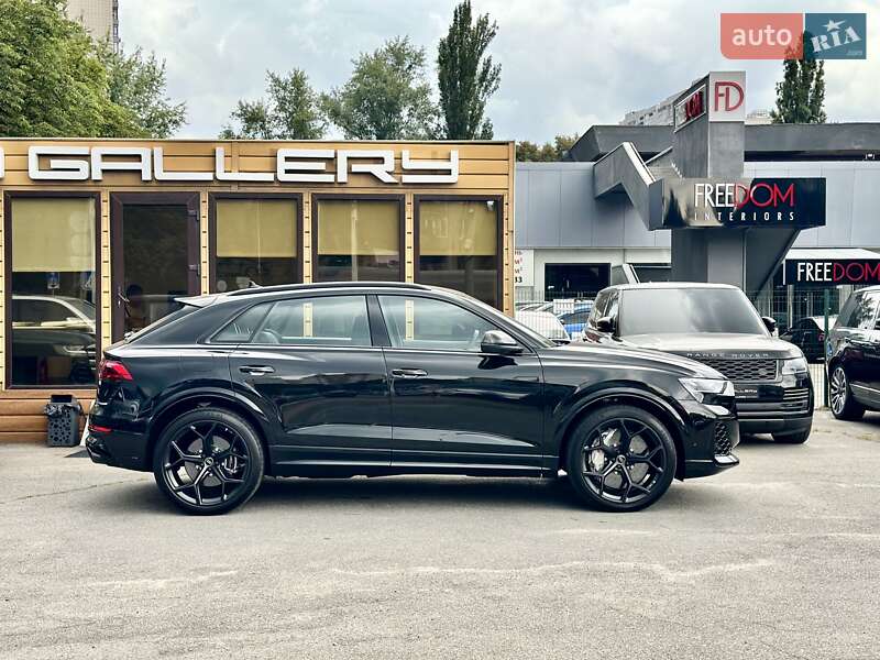 Внедорожник / Кроссовер Audi RS Q8 2025 в Киеве