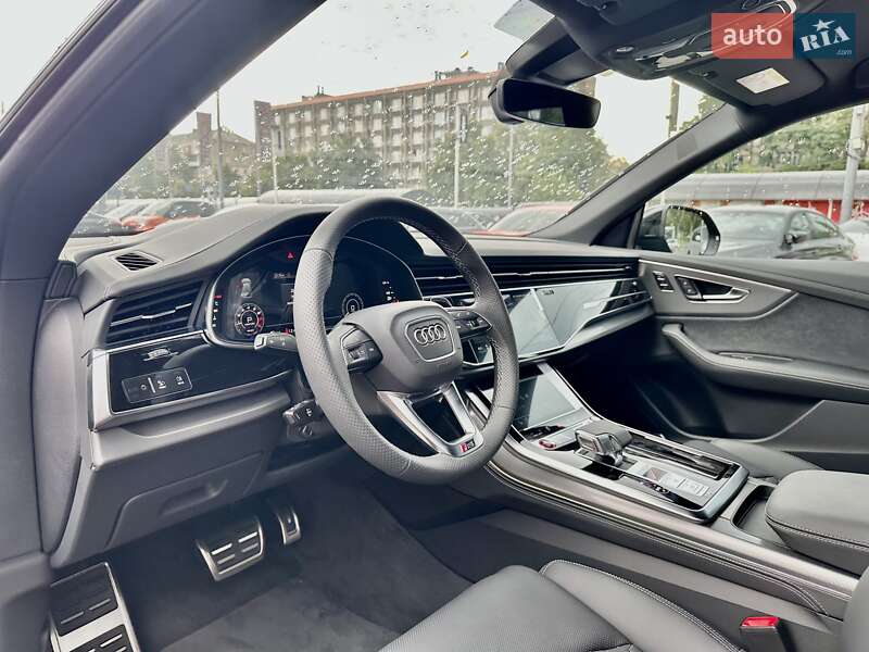 Внедорожник / Кроссовер Audi RS Q8 2025 в Киеве