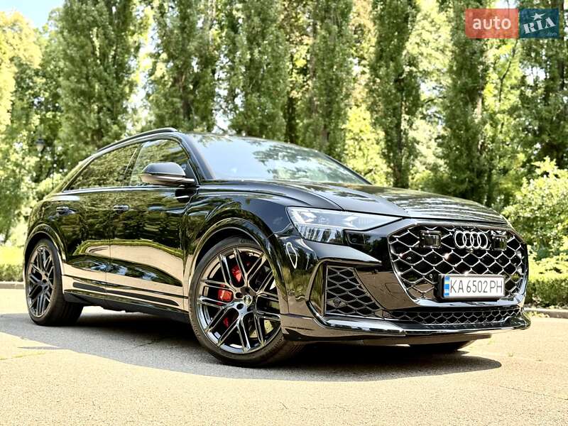 Внедорожник / Кроссовер Audi RS Q8 2025 в Киеве
