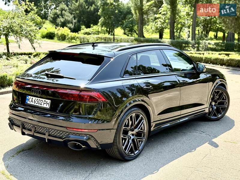 Внедорожник / Кроссовер Audi RS Q8 2025 в Киеве