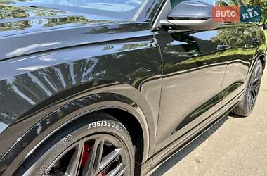 Позашляховик / Кросовер Audi RS Q8 2025 в 