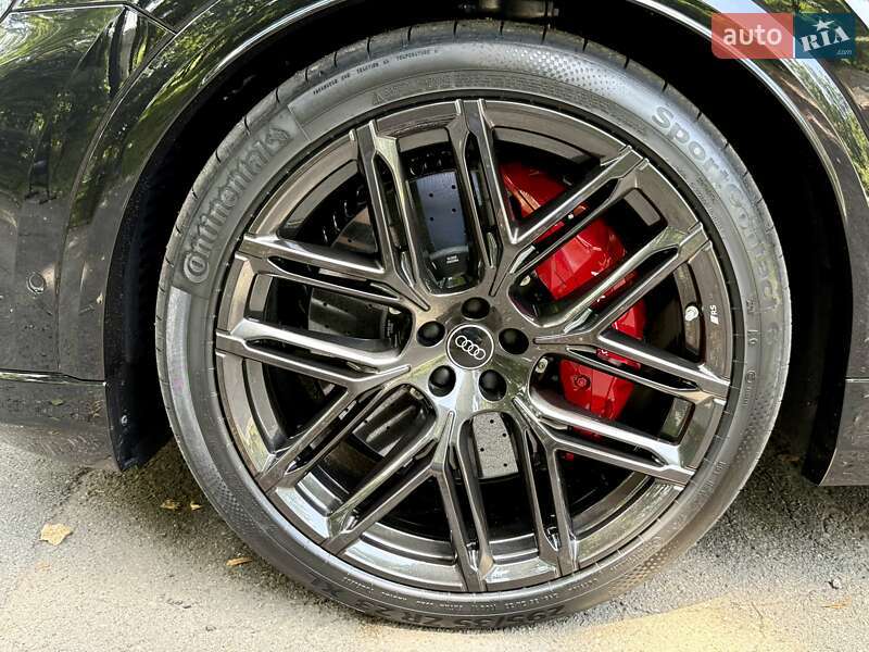 Внедорожник / Кроссовер Audi RS Q8 2025 в Киеве