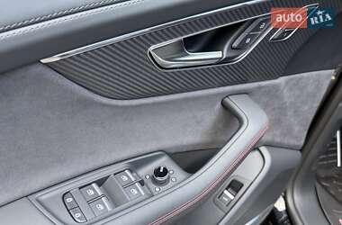Позашляховик / Кросовер Audi RS Q8 2025 в 