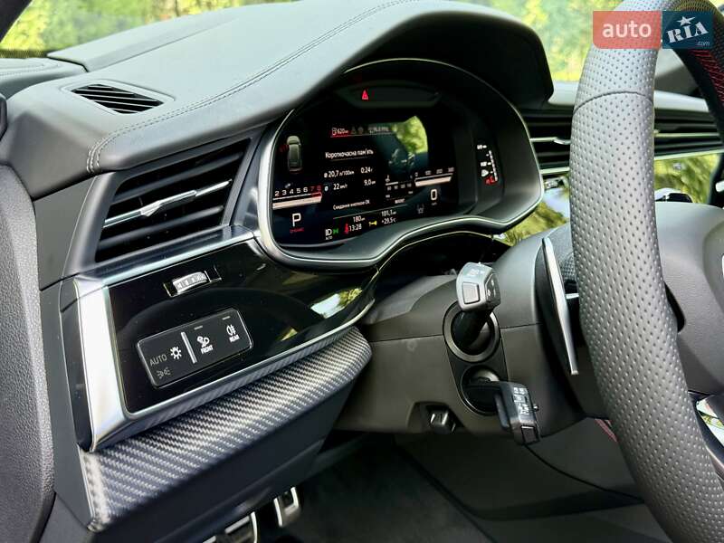 Внедорожник / Кроссовер Audi RS Q8 2025 в Киеве