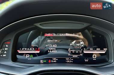 Позашляховик / Кросовер Audi RS Q8 2025 в 