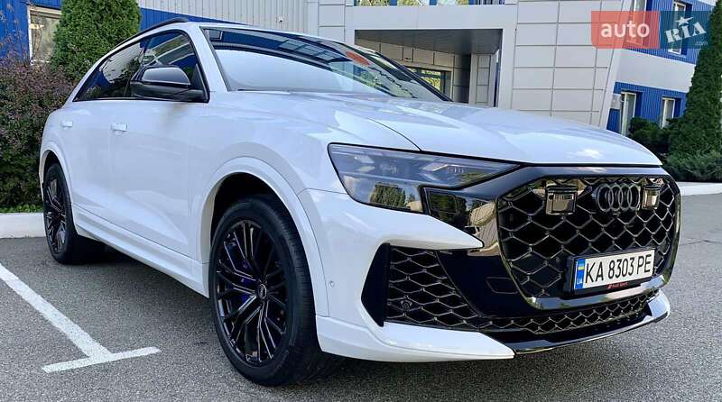 Позашляховик / Кросовер Audi RS Q8 2025 в Києві фото 6 Позашляховик / Кросовер Audi RS Q8 2025 в Києві