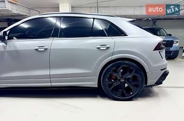 Внедорожник / Кроссовер Audi RS Q8 2023 в 