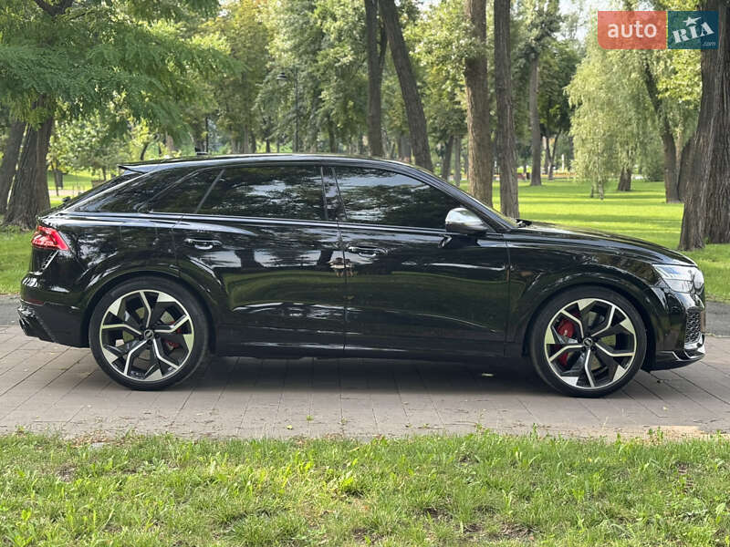 Внедорожник / Кроссовер Audi RS Q8 2021 в Киеве