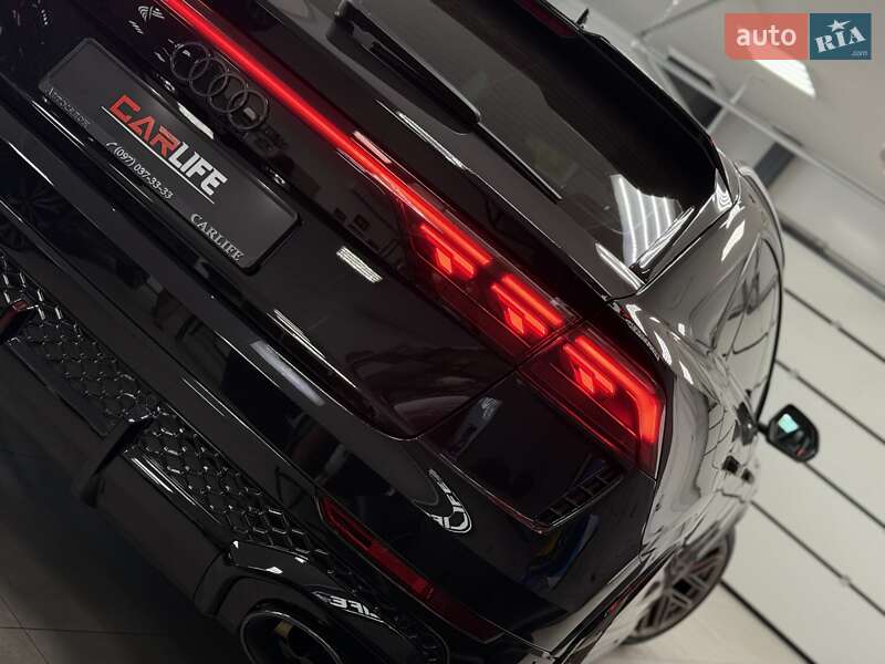 Внедорожник / Кроссовер Audi RS Q8 2024 в Тернополе