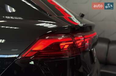 Внедорожник / Кроссовер Audi RS Q8 2024 в 