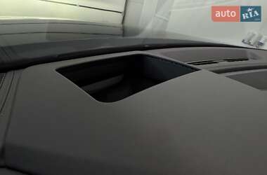 Внедорожник / Кроссовер Audi RS Q8 2024 в 