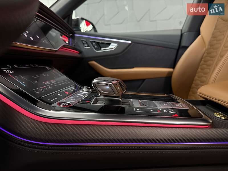 Внедорожник / Кроссовер Audi RS Q8 2024 в Тернополе