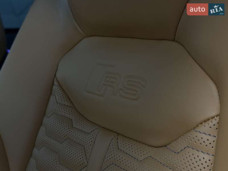 Внедорожник / Кроссовер Audi RS Q8 2024 в Тернополе