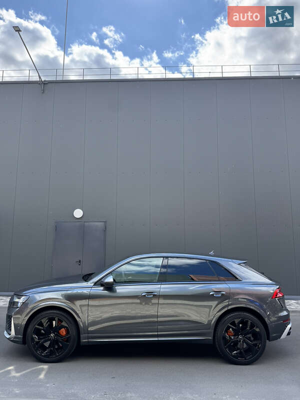 Внедорожник / Кроссовер Audi RS Q8 2022 в Киеве