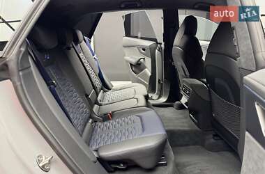 Внедорожник / Кроссовер Audi RS Q8 2025 в 