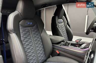 Внедорожник / Кроссовер Audi RS Q8 2025 в 