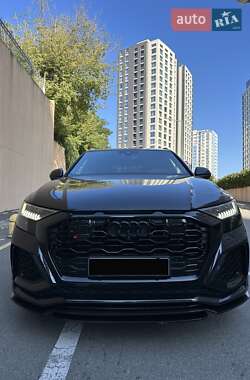Позашляховик / Кросовер Audi RS Q8 2021 в 