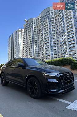Позашляховик / Кросовер Audi RS Q8 2021 в 