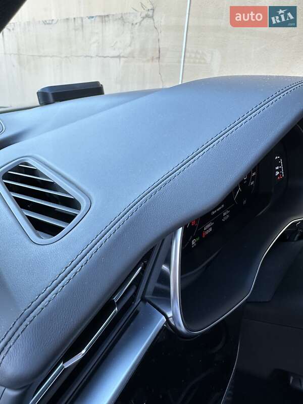 Внедорожник / Кроссовер Audi RS Q8 2021 в Киеве фото 29 Внедорожник / Кроссовер Audi RS Q8 2021 в Киеве