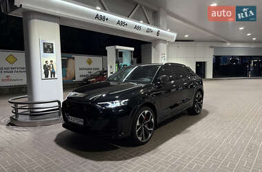 Позашляховик / Кросовер Audi RS Q8 2023 в 