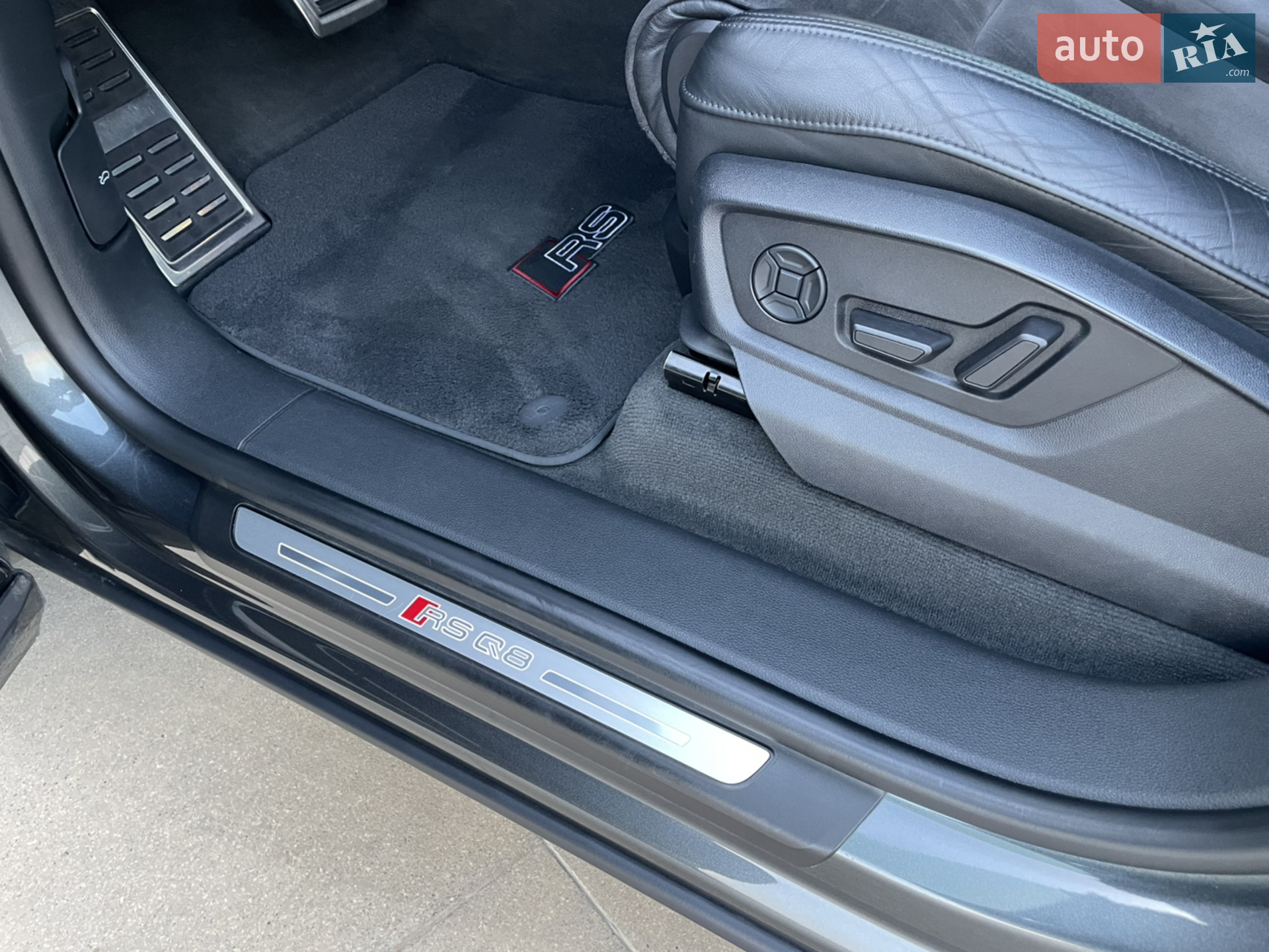 2020 Audi RS Q8 - мініатюра 18