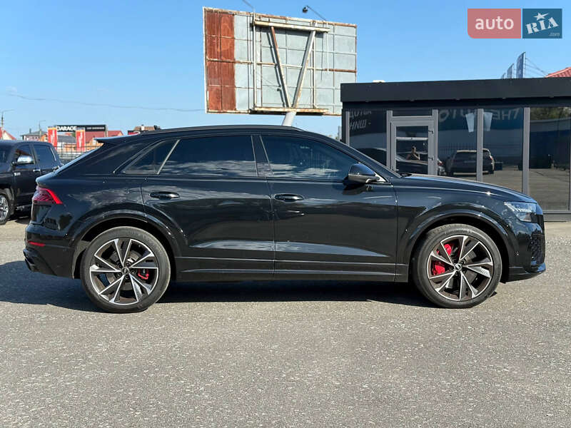 Позашляховик / Кросовер Audi RS Q8 2021 в Києві