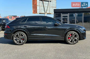 Позашляховик / Кросовер Audi RS Q8 2021 в 
