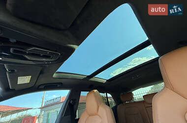 Позашляховик / Кросовер Audi RS Q8 2021 в 