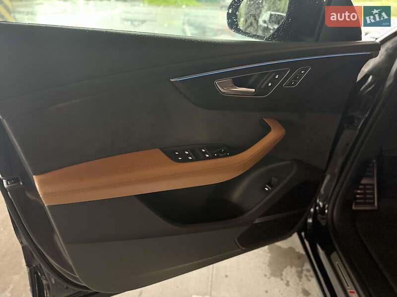 Позашляховик / Кросовер Audi RS Q8 2021 в Києві