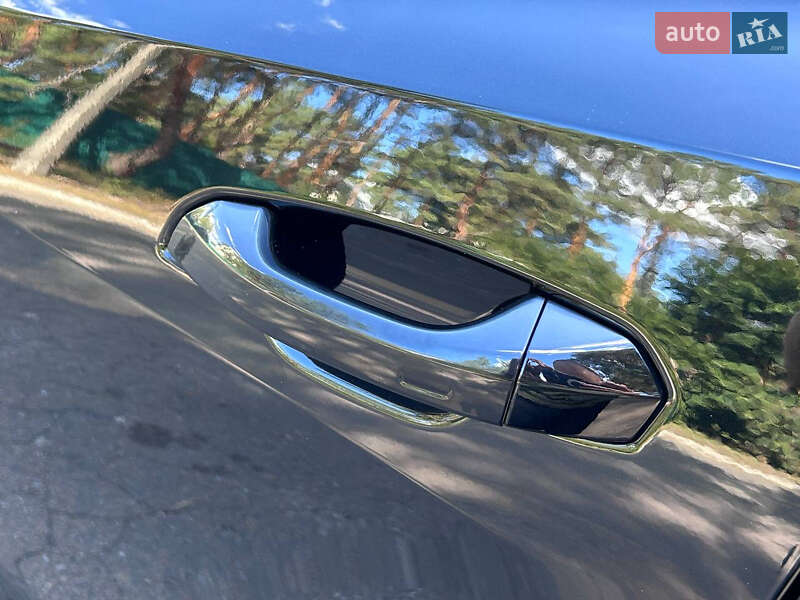 Позашляховик / Кросовер Audi RS Q8 2021 в Києві