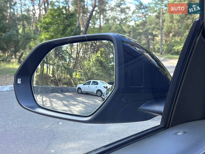 Позашляховик / Кросовер Audi RS Q8 2021 в Києві