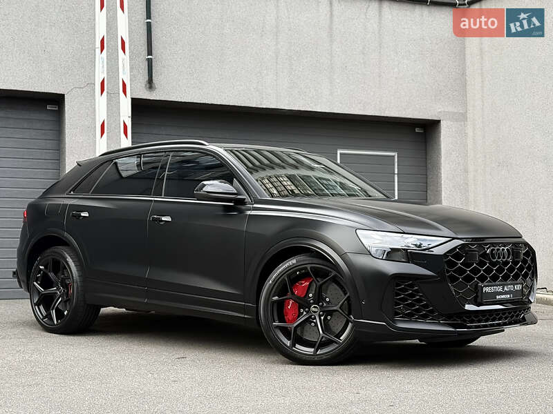Внедорожник / Кроссовер Audi RS Q8 2024 в Киеве