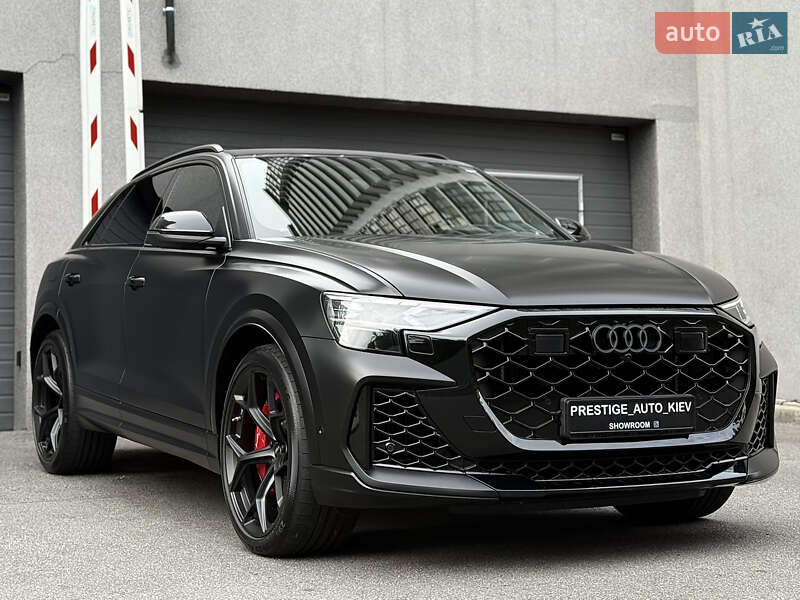 Внедорожник / Кроссовер Audi RS Q8 2024 в Киеве