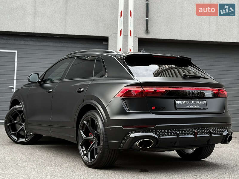 Внедорожник / Кроссовер Audi RS Q8 2024 в Киеве